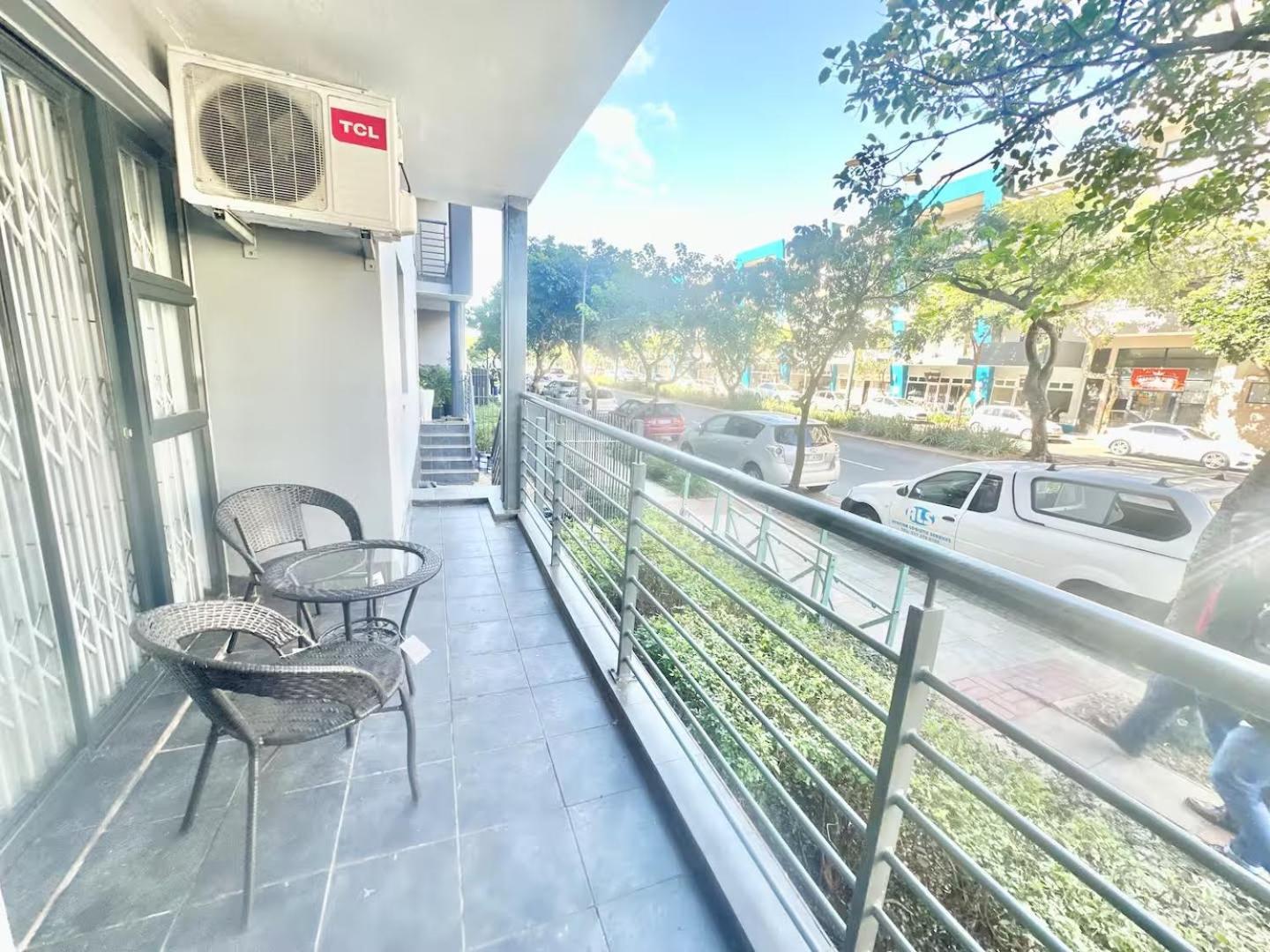 Stunning 2 Bed - Rooftop Braai Area - Sunset Views Durban Extérieur photo
